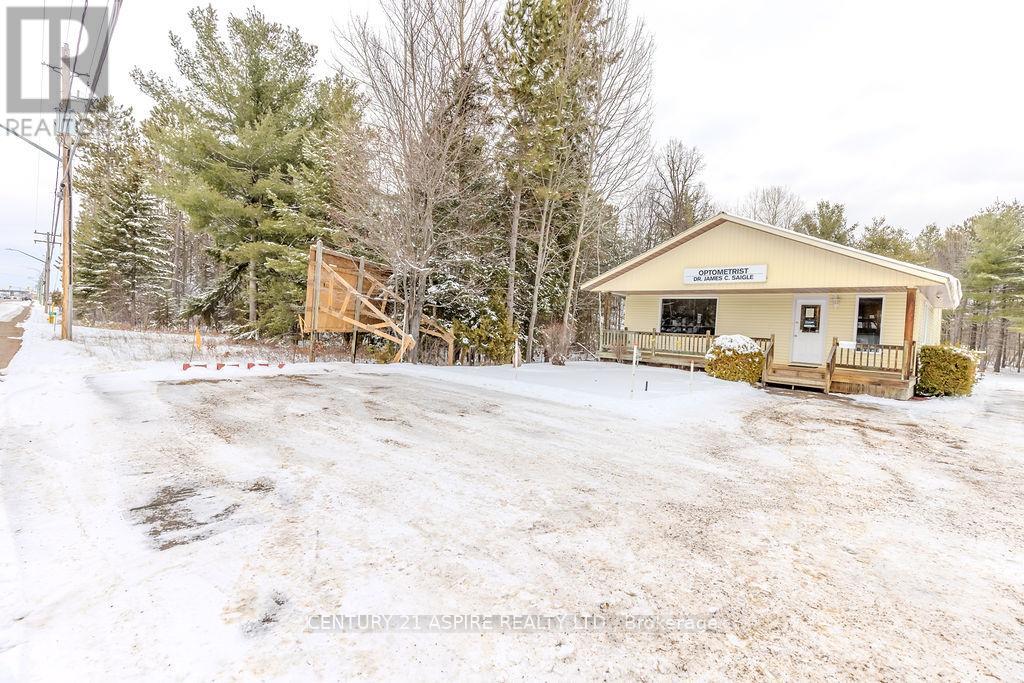 2889 Petawawa Boulevard, Petawawa, Ontario  K8H 1Y1 - Photo 2 - X12584882
