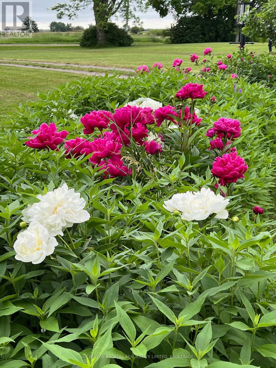 108 Russell Road N, Front Of Leeds & Seeleys Bay, Ontario  K0E 1L0 - Photo 39 - X12604858