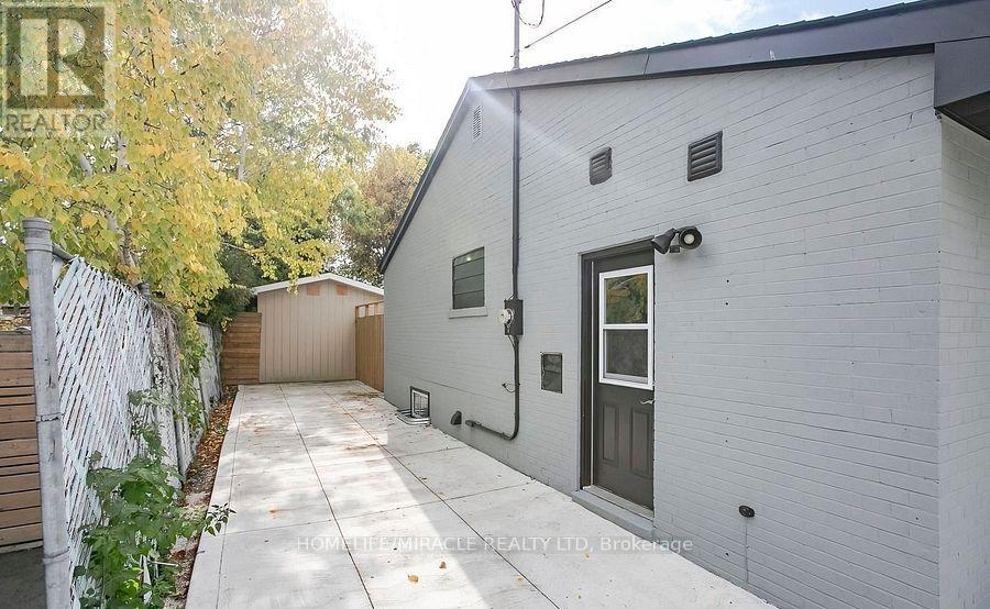 76 Raylawn Crescent, Halton Hills, Ontario  L7G 4N1 - Photo 44 - W12607074