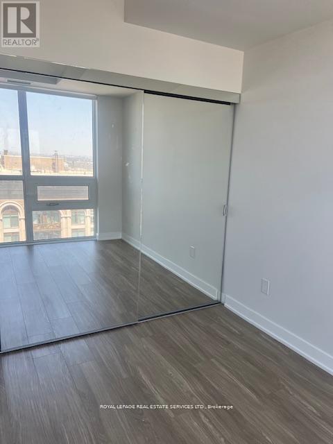 4801 - 430 Square One Drive, Mississauga, Ontario  L5B 0L6 - Photo 6 - W12607078