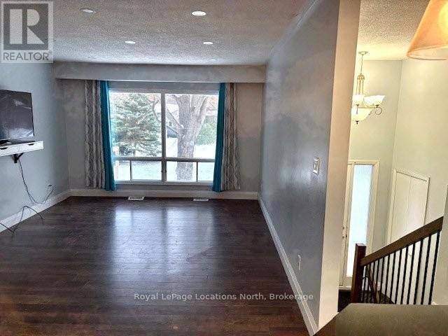 40 Vanier Street, Tiny, Ontario  L9M 0J2 - Photo 7 - S12605746