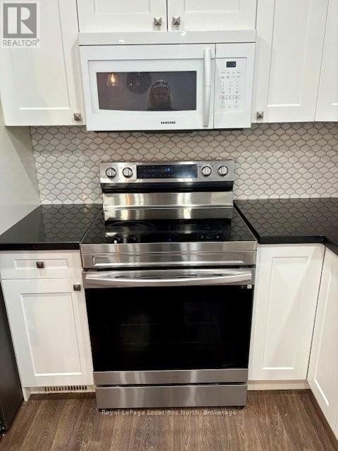 40 Vanier Street, Tiny, Ontario  L9M 0J2 - Photo 3 - S12605746