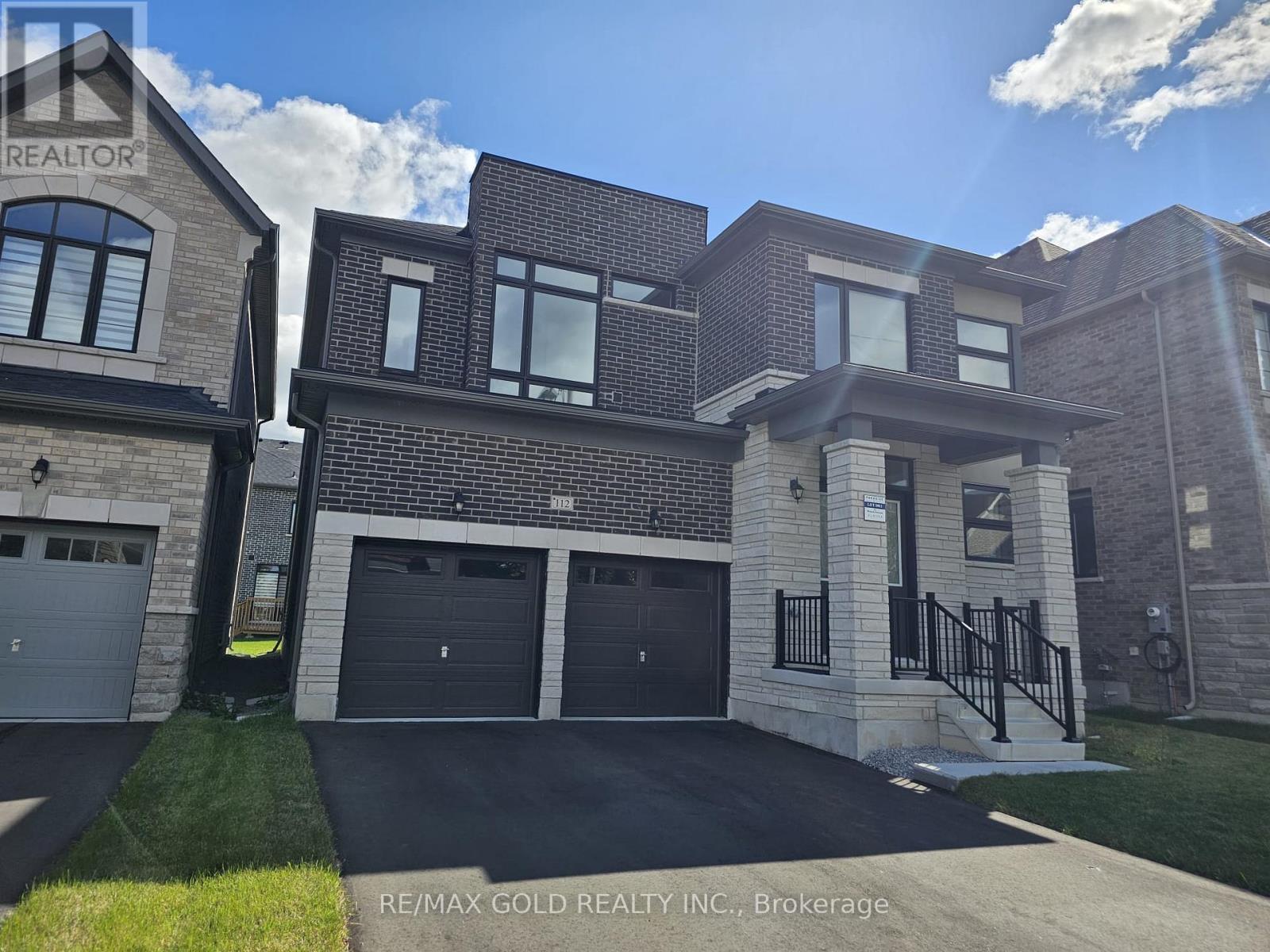 112 WESLOCK CRESCENT, Aurora, Ontario
