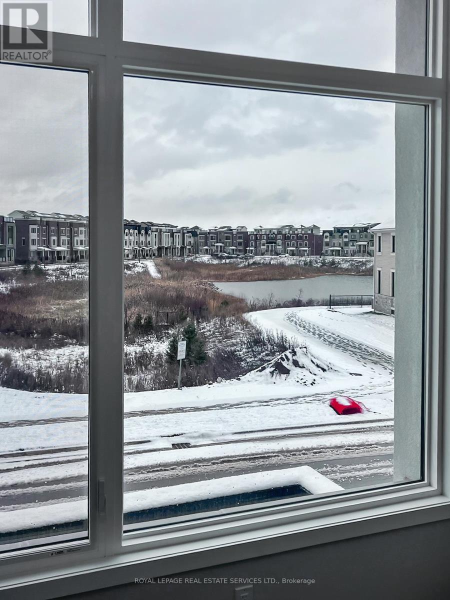 1215 Dartmouth Crescent, Oakville, Ontario  L6H 8C1 - Photo 12 - W12592278