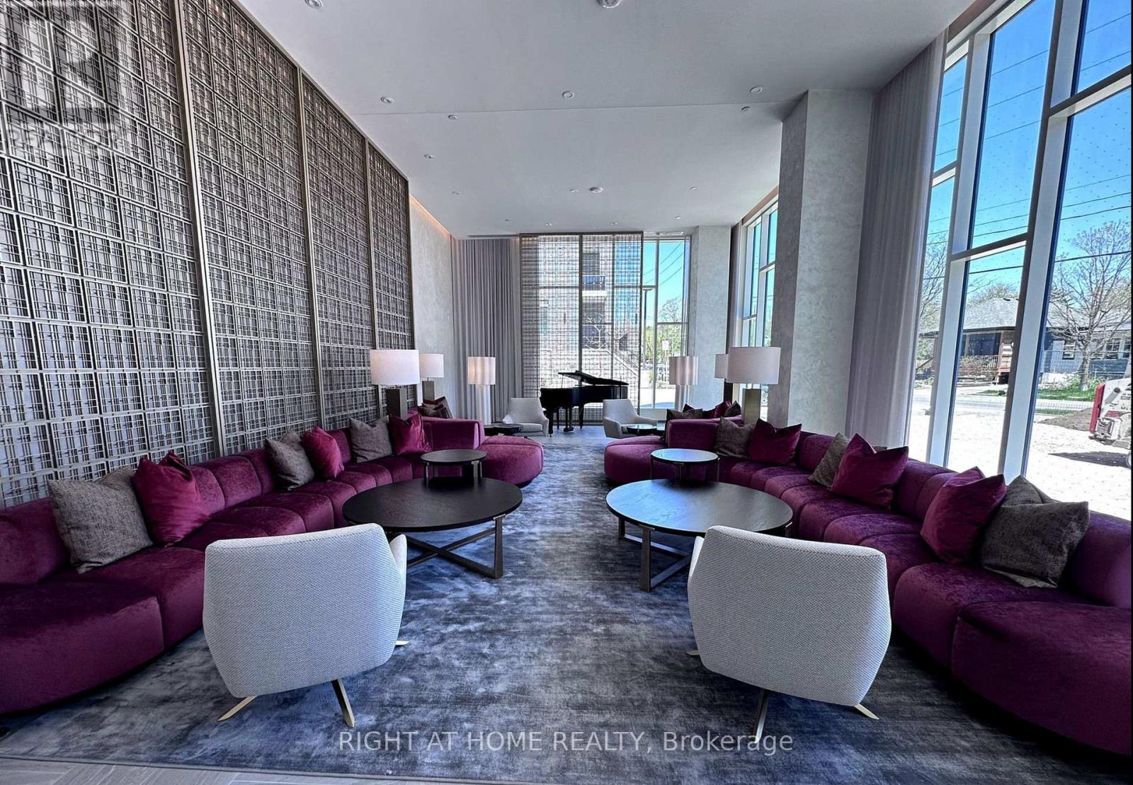 512 - 93 Arthur Street S, Guelph, Ontario  N1E 0T3 - Photo 2 - X12607100