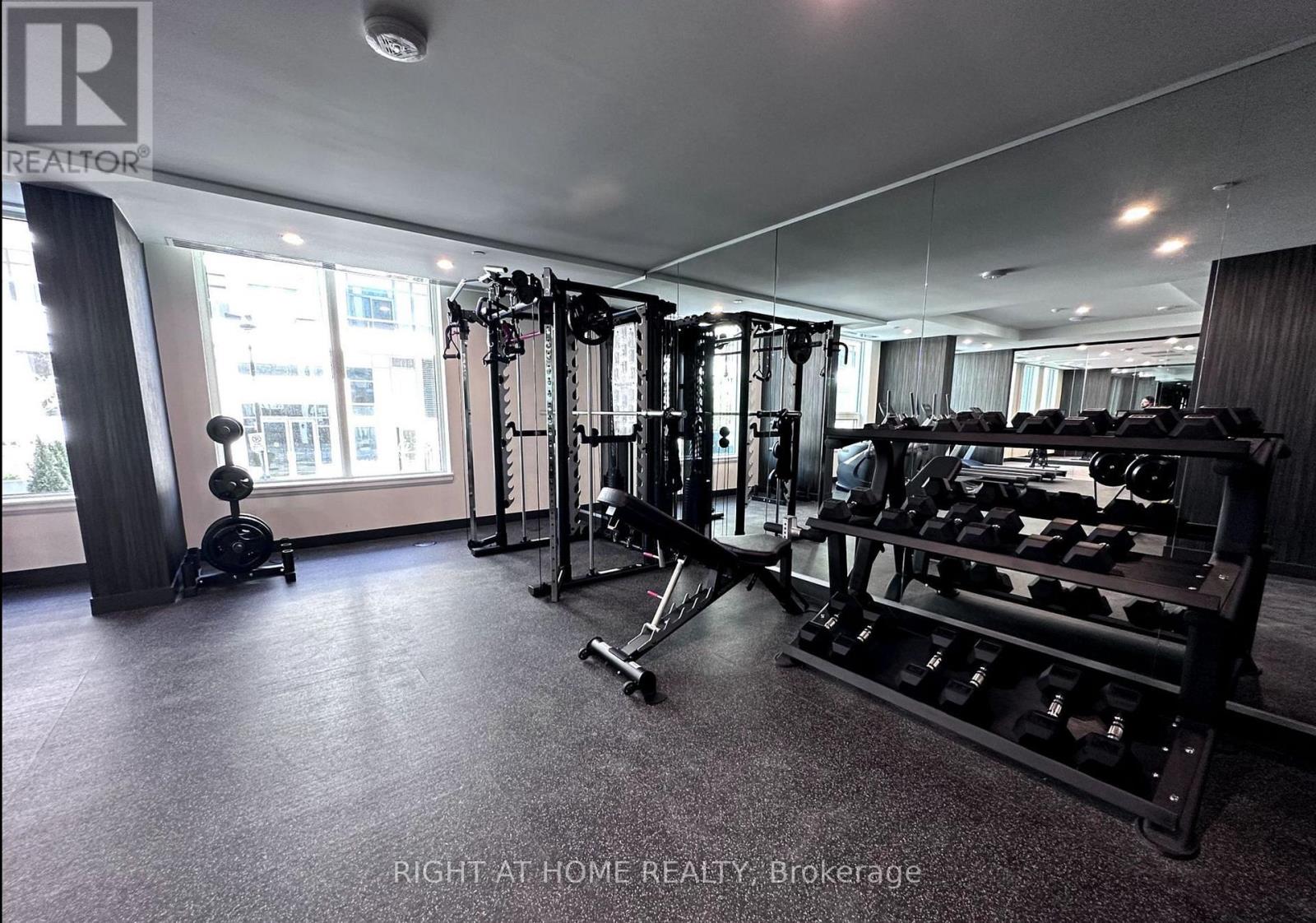 512 - 93 Arthur Street S, Guelph, Ontario  N1E 0T3 - Photo 4 - X12607100