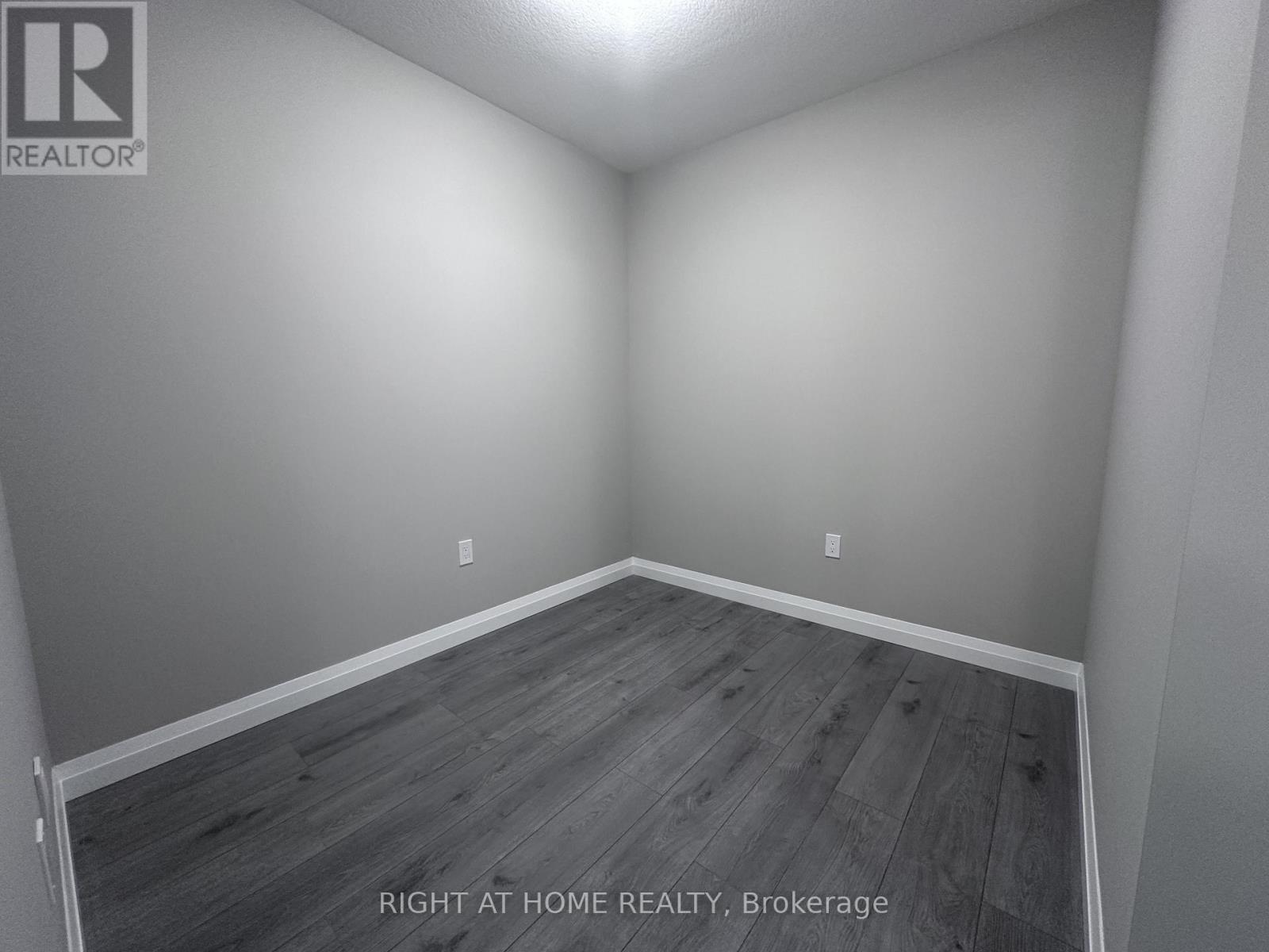 512 - 93 Arthur Street S, Guelph, Ontario  N1E 0T3 - Photo 9 - X12607100