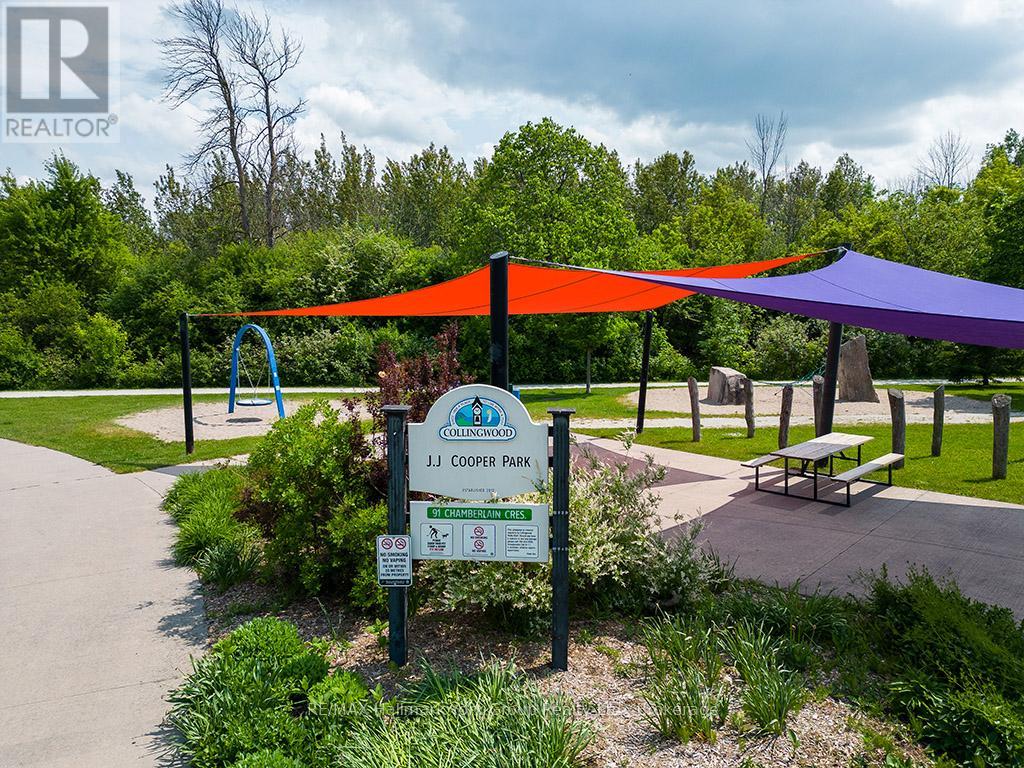 34 Davis Street, Collingwood, Ontario L9Y 0C8 - Photo 3 - S12453535