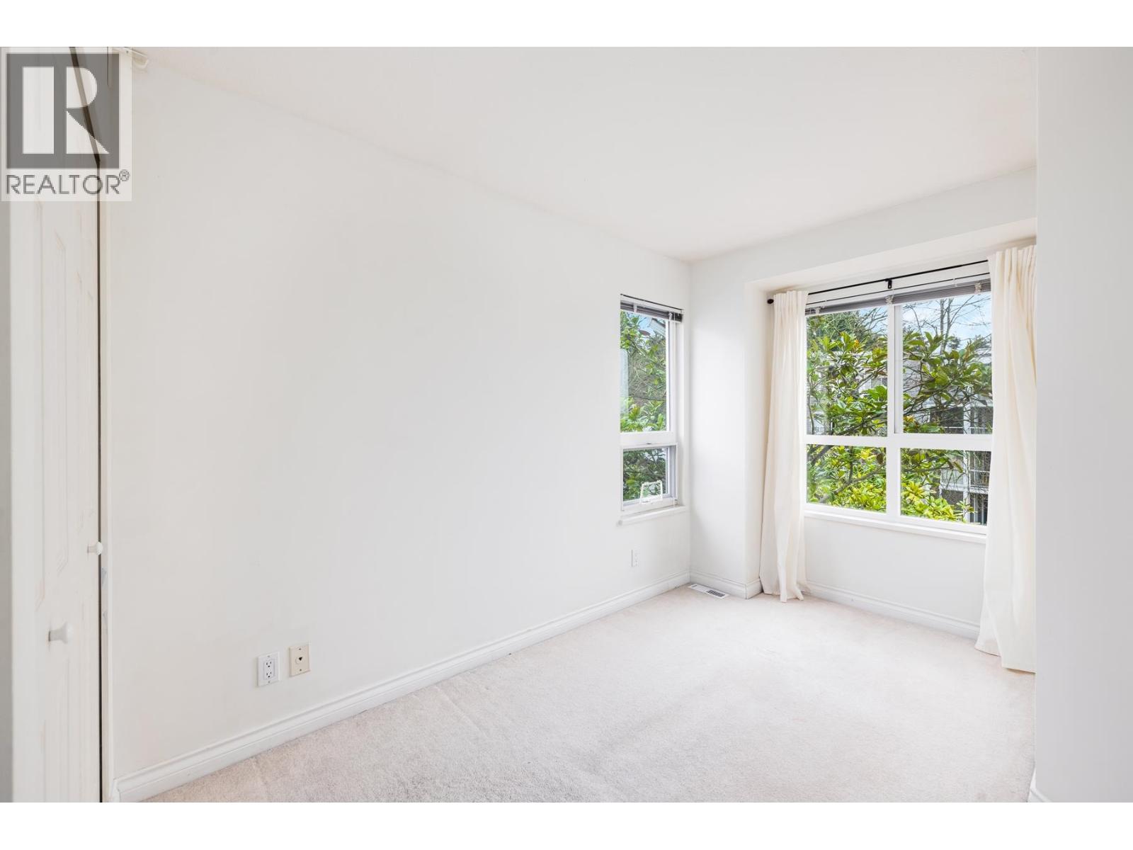 8431 Jellicoe Street, Vancouver, British Columbia  V5S 2J4 - Photo 11 - R3072635