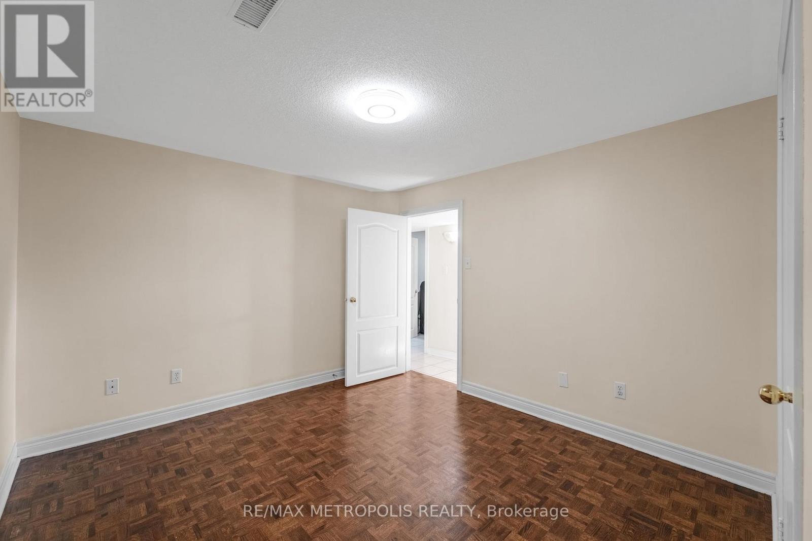 Bsmt - 1800 Holbrook Court, Pickering (Dunbarton), Ontario  L1V 7C2 - Photo 17 - E12605452