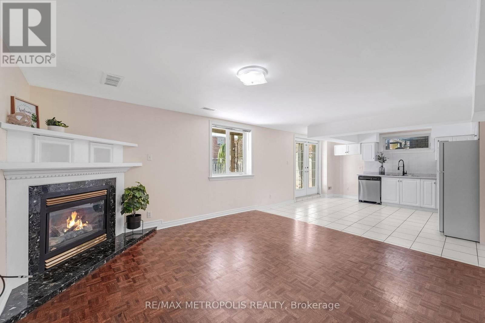 Bsmt - 1800 Holbrook Court, Pickering (Dunbarton), Ontario  L1V 7C2 - Photo 2 - E12605452