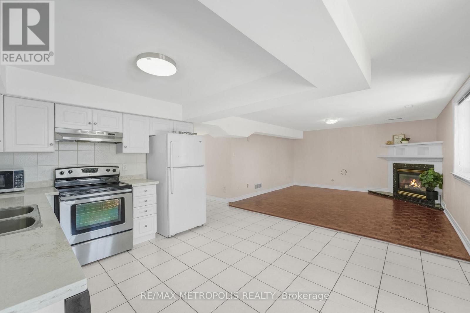 Bsmt - 1800 Holbrook Court, Pickering (Dunbarton), Ontario  L1V 7C2 - Photo 7 - E12605452