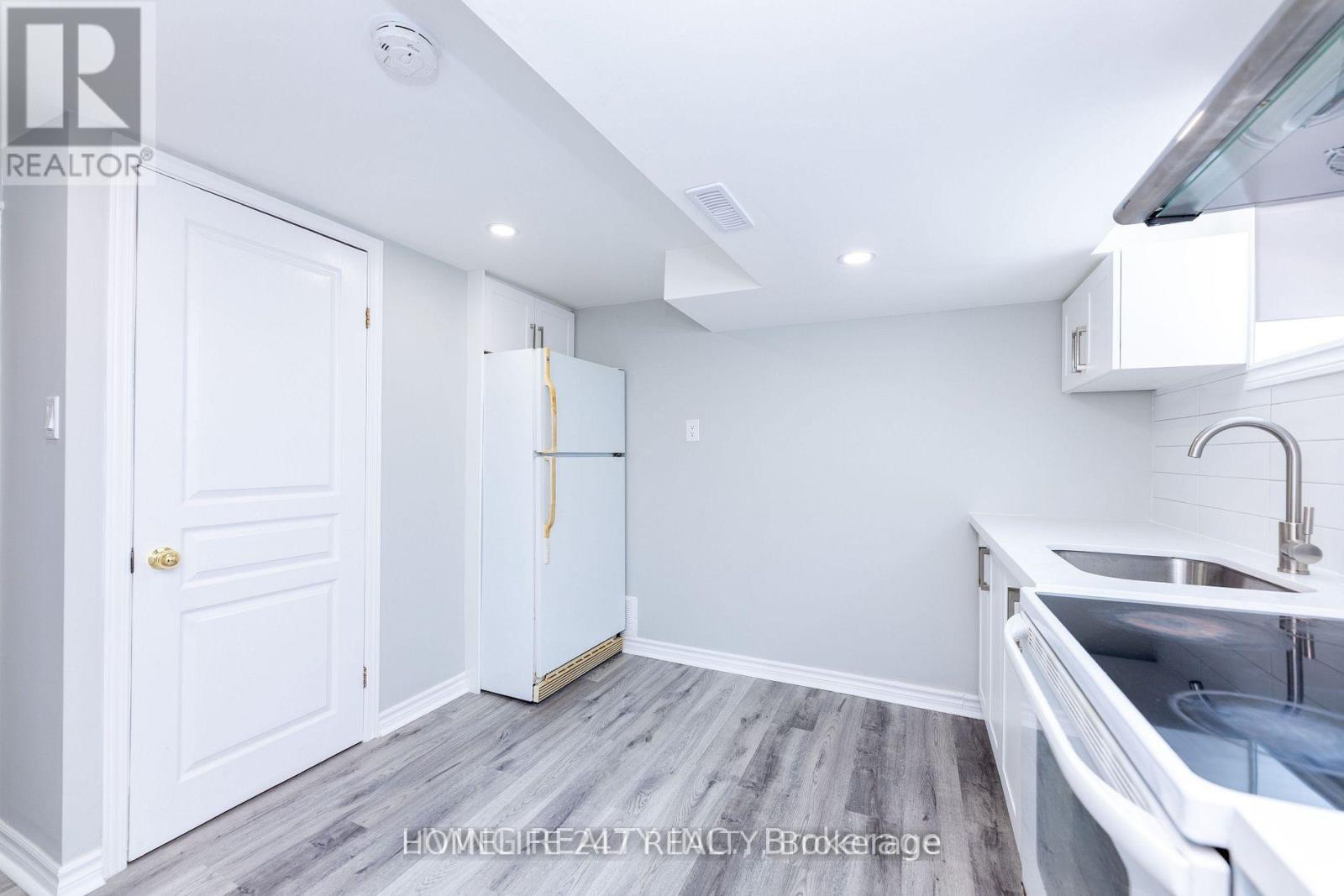 12 Kells Avenue, Toronto, Ontario  M1K 4W5 - Photo 10 - E12607118