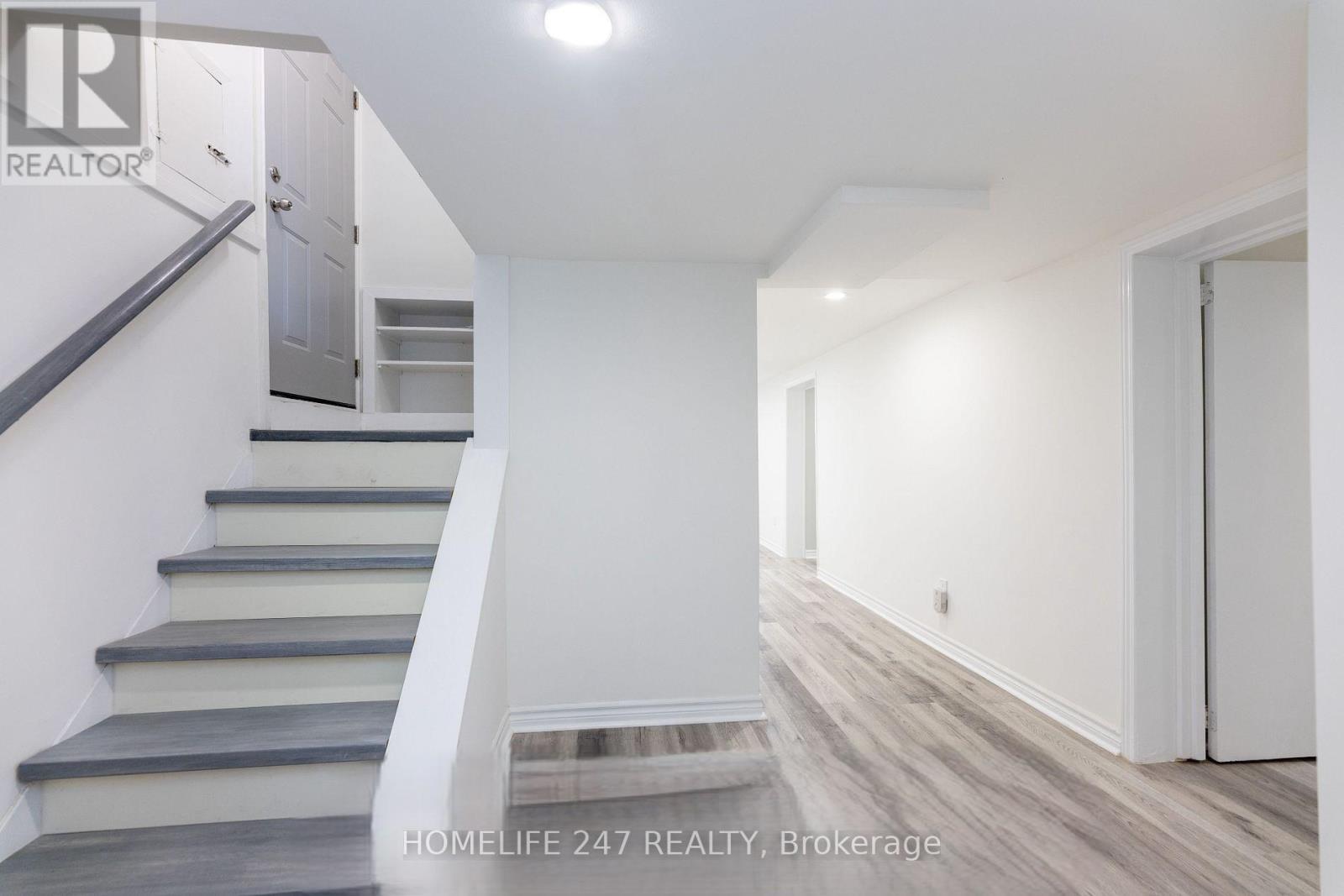 12 Kells Avenue, Toronto, Ontario  M1K 4W5 - Photo 3 - E12607118