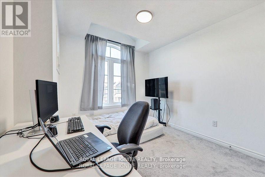 35 Peter Hogg Court, Whitby, Ontario  L1P 0N2 - Photo 27 - E12607124