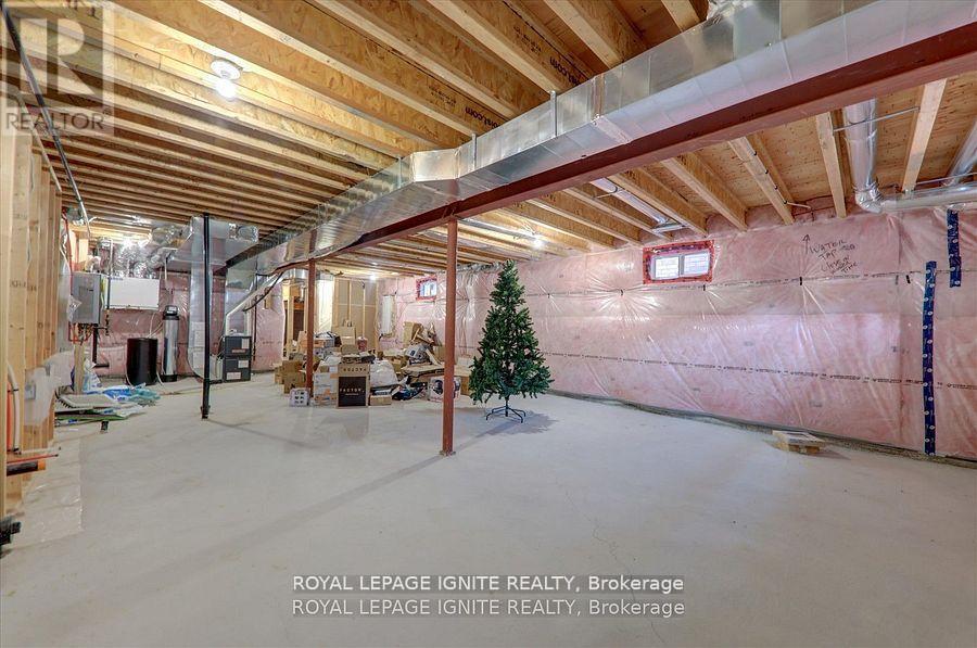 35 Peter Hogg Court, Whitby, Ontario  L1P 0N2 - Photo 31 - E12607124