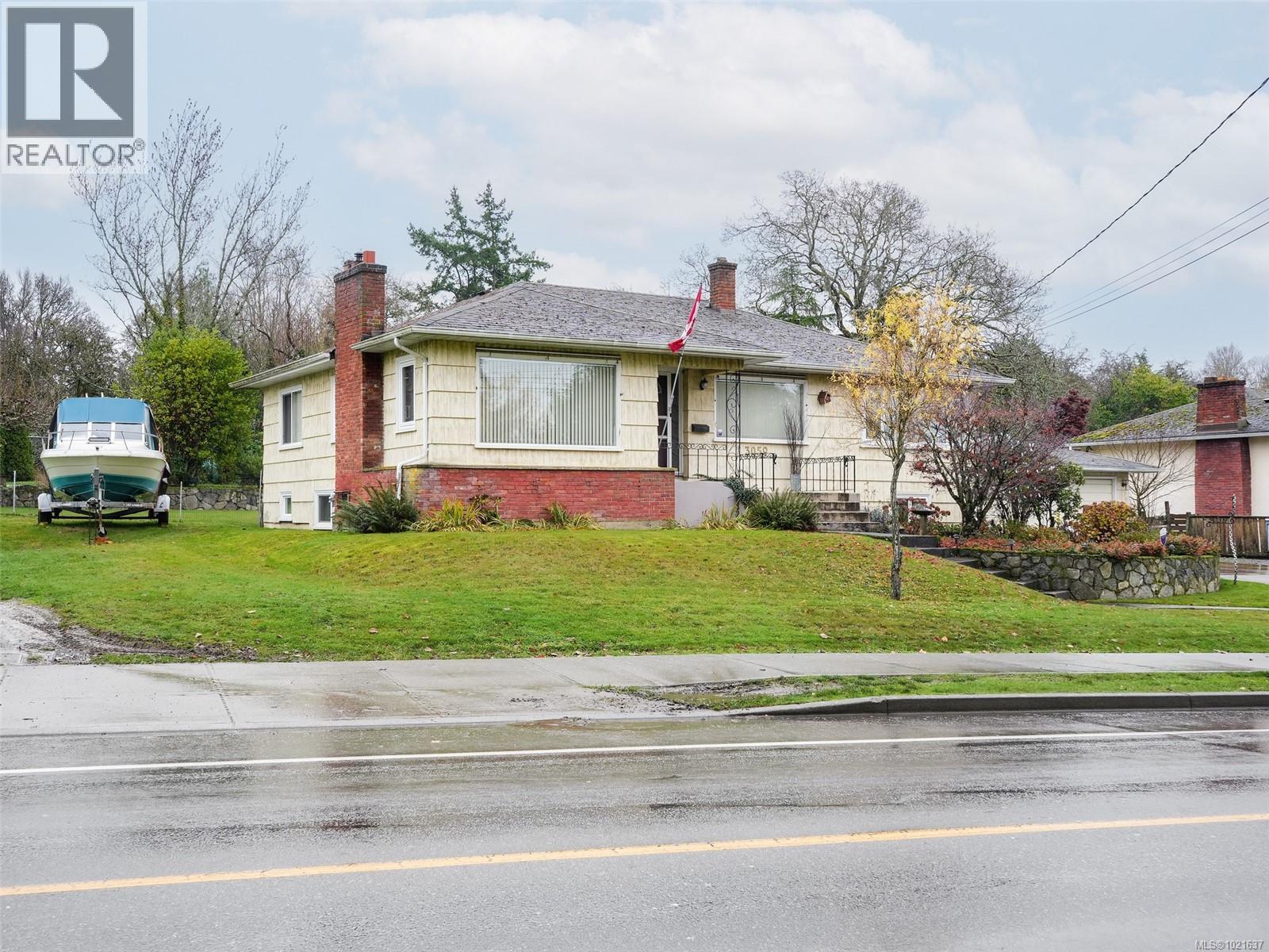 3059 Admirals Rd, Saanich, British Columbia  V9A 2S1 - Photo 12 - 1021637