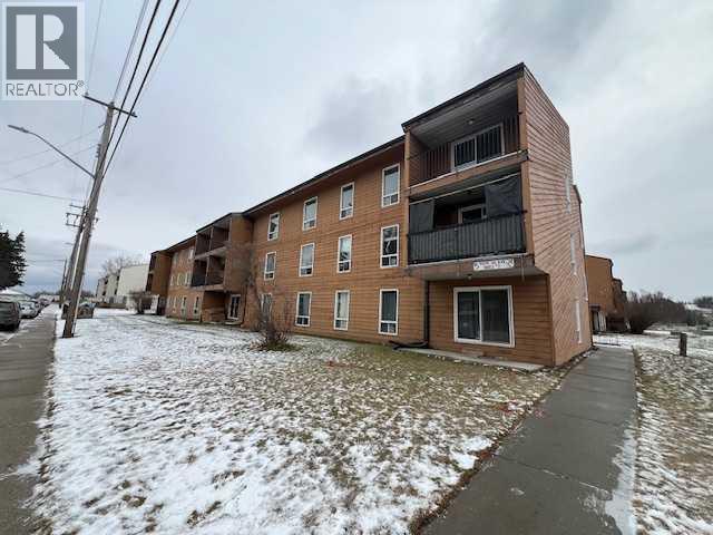 48 Suites, 4607/4609 51 Avenue, Whitecourt, Alberta  T7S 1L8 - Photo 6 - A2273705