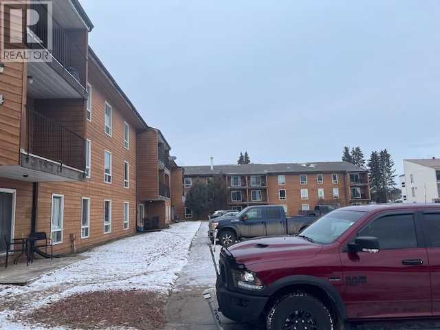 48 Suites, 4607/4609 51 Avenue, Whitecourt, Alberta  T7S 1L8 - Photo 5 - A2273705