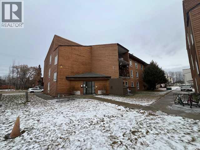 48 Suites, 4607/4609 51 Avenue, Whitecourt, Alberta  T7S 1L8 - Photo 3 - A2273705