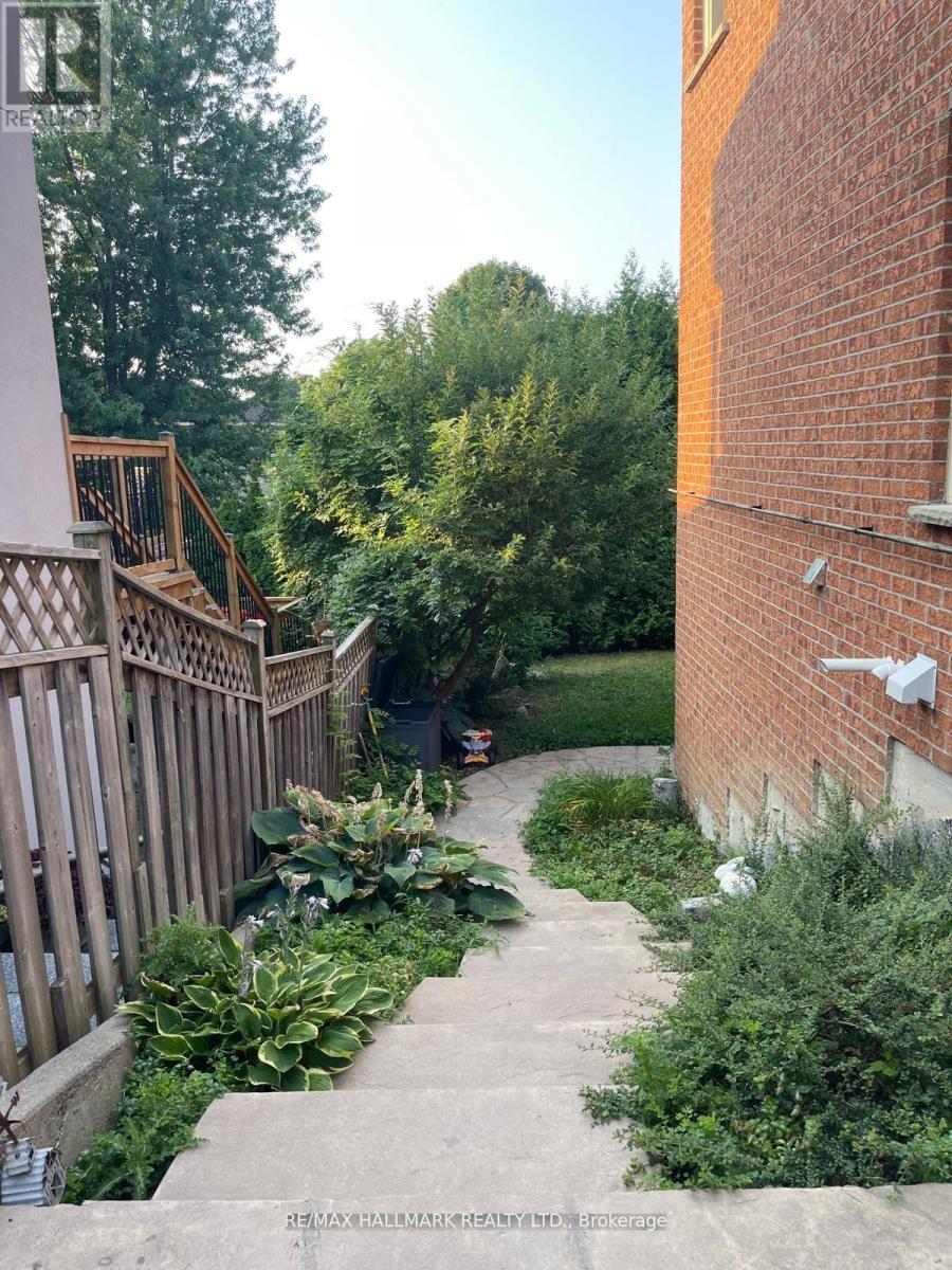 Bsmt - 76 Topham Crescent, Richmond Hill (Westbrook), Ontario  L4C 9G9 - Photo 3 - N12607128