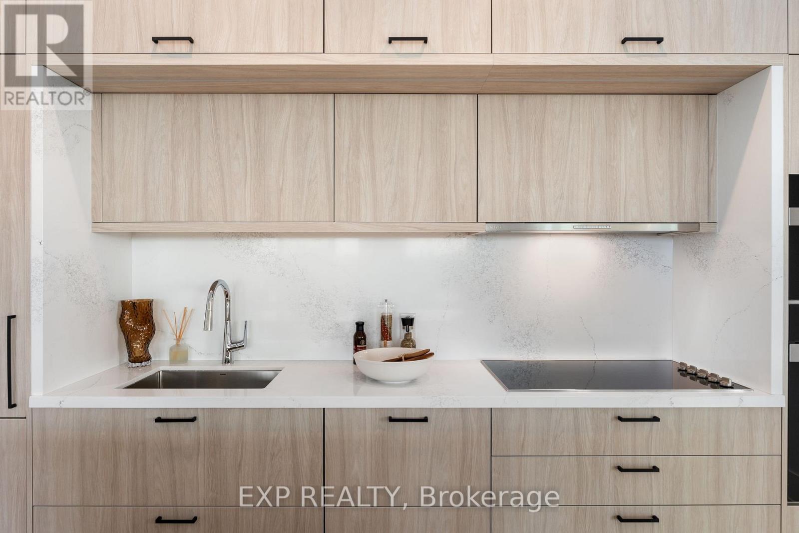 418 - 399 Royal Orchard Boulevard, Markham, Ontario  L3T 0H3 - Photo 17 - N12607132