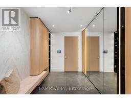 418 - 399 ROYAL ORCHARD BOULEVARD