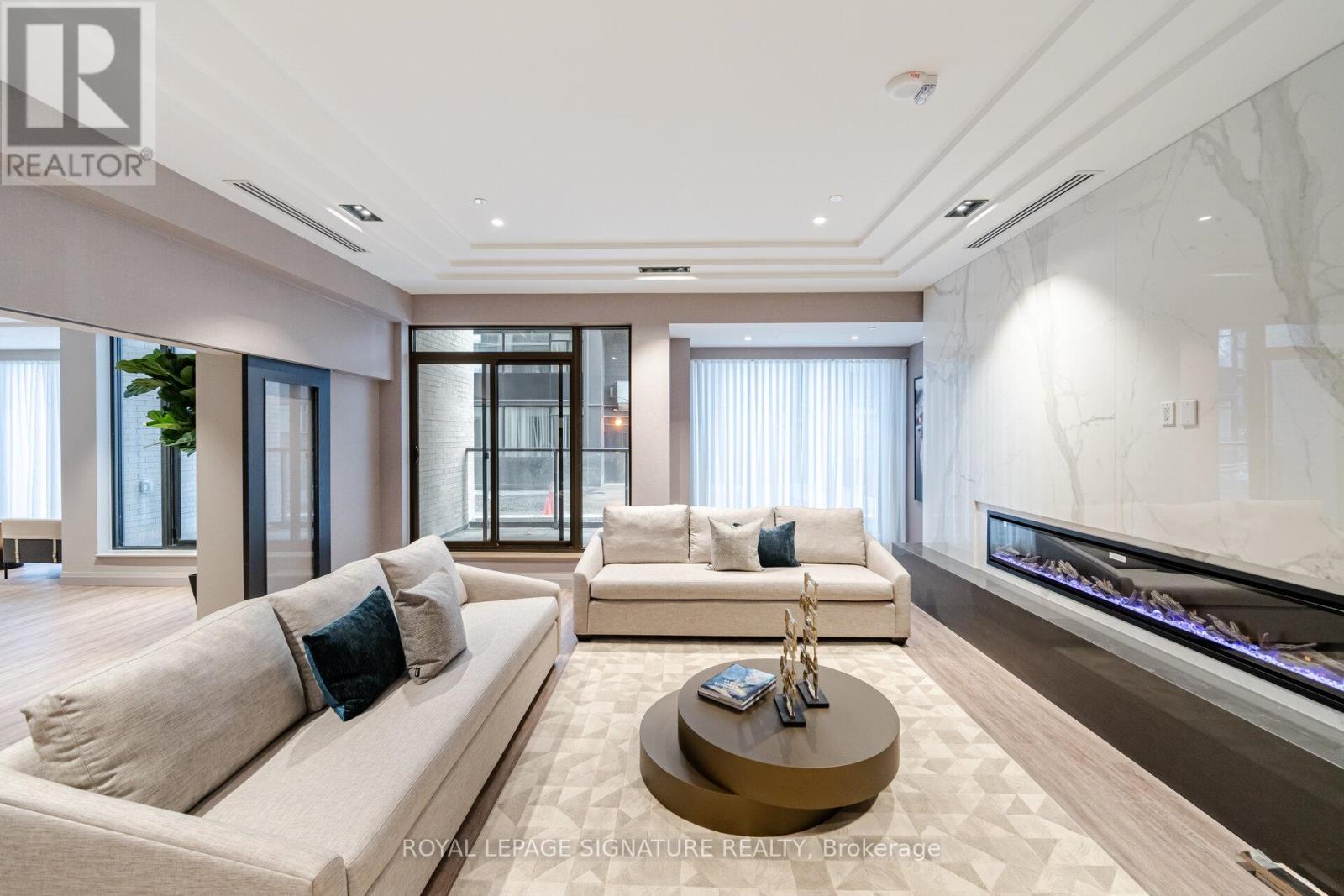 109 - 293 The Kingsway, Toronto, Ontario  M9A 0E8 - Photo 30 - W12604000