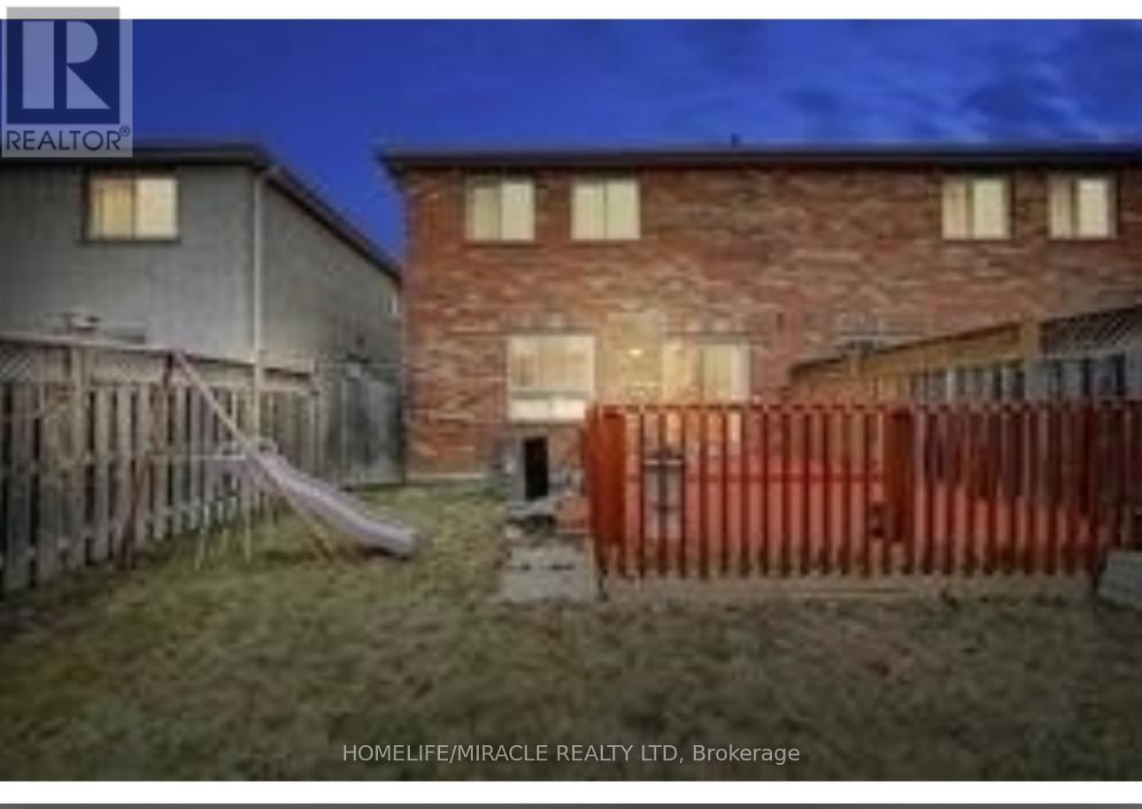 9 Trumpet Valley Boulevard, Brampton, Ontario  L7A 3P4 - Photo 14 - W12607114