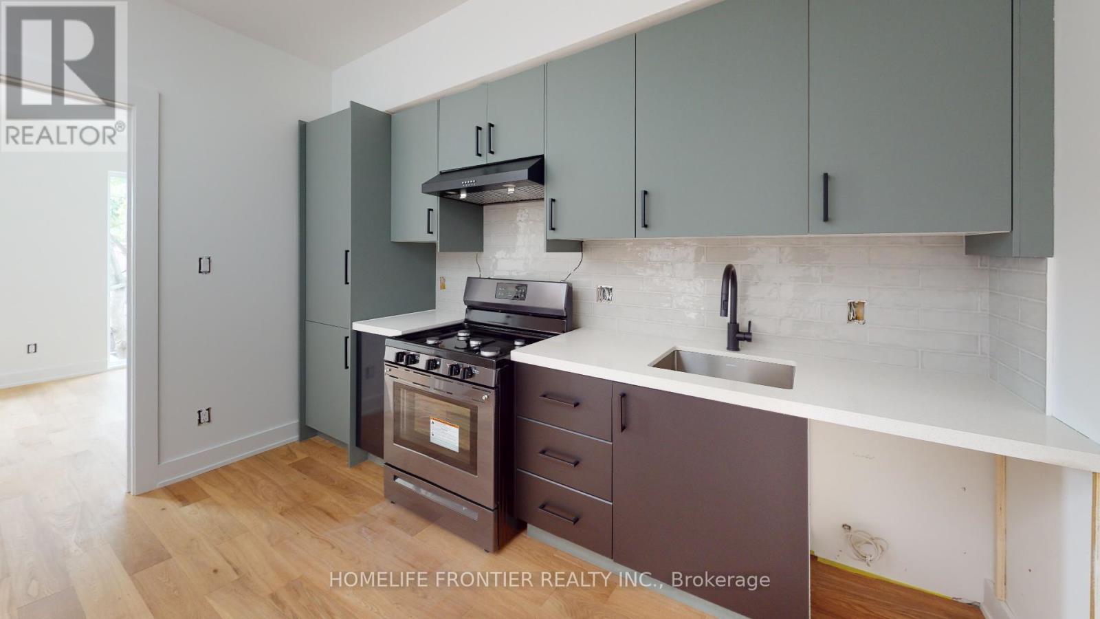 5 - 197 Hallam Street, Toronto, Ontario  M6H 1X6 - Photo 17 - W12607122