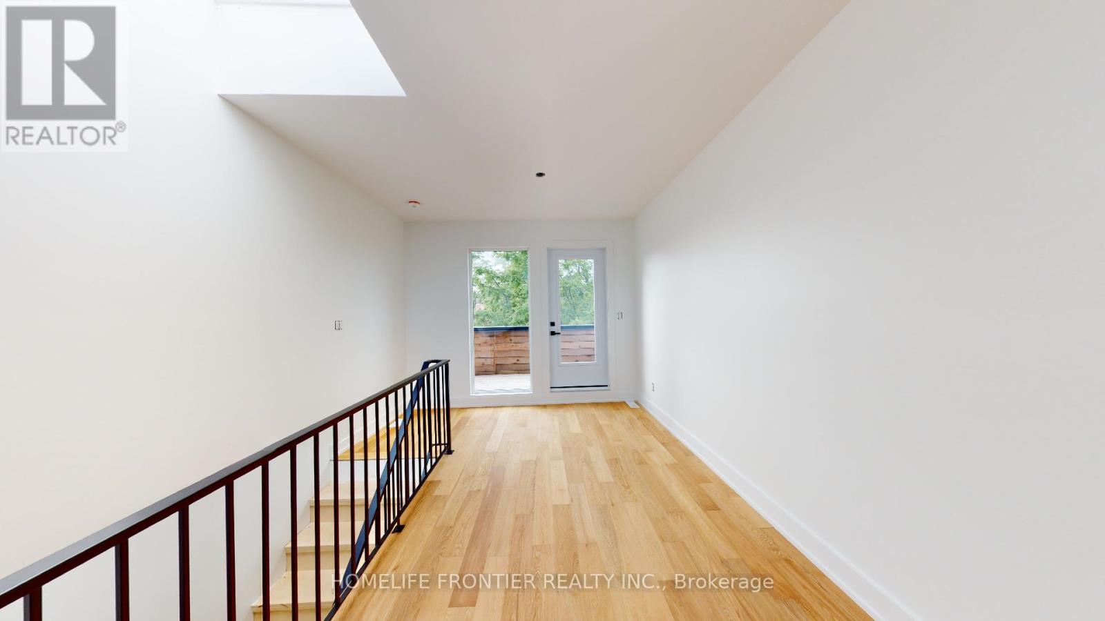 5 - 197 Hallam Street, Toronto, Ontario  M6H 1X6 - Photo 4 - W12607122