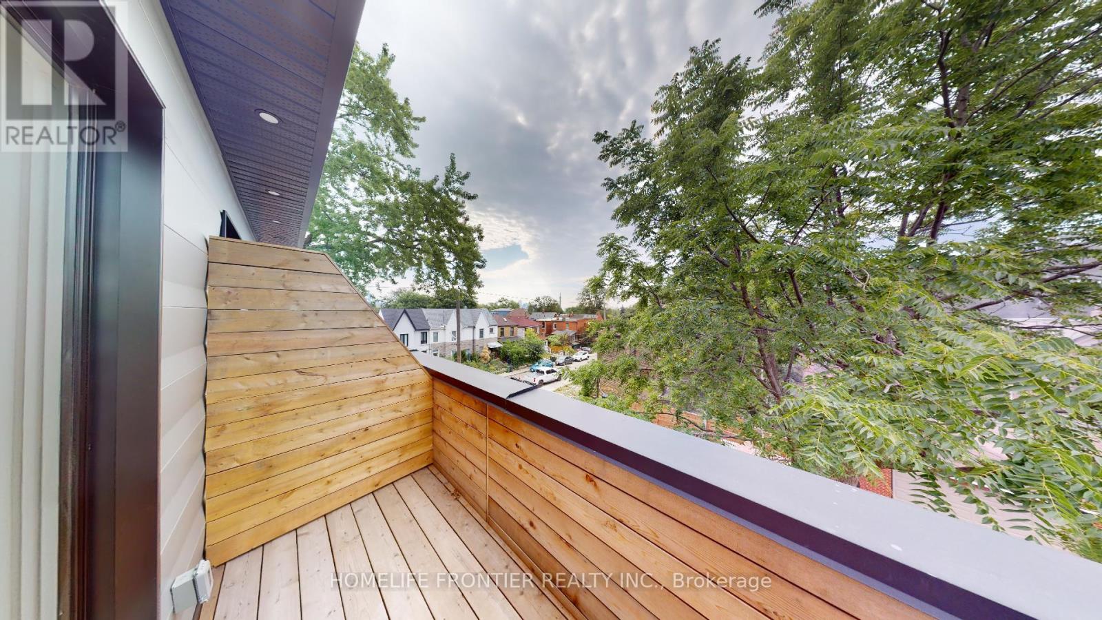 5 - 197 Hallam Street, Toronto, Ontario  M6H 1X6 - Photo 6 - W12607122
