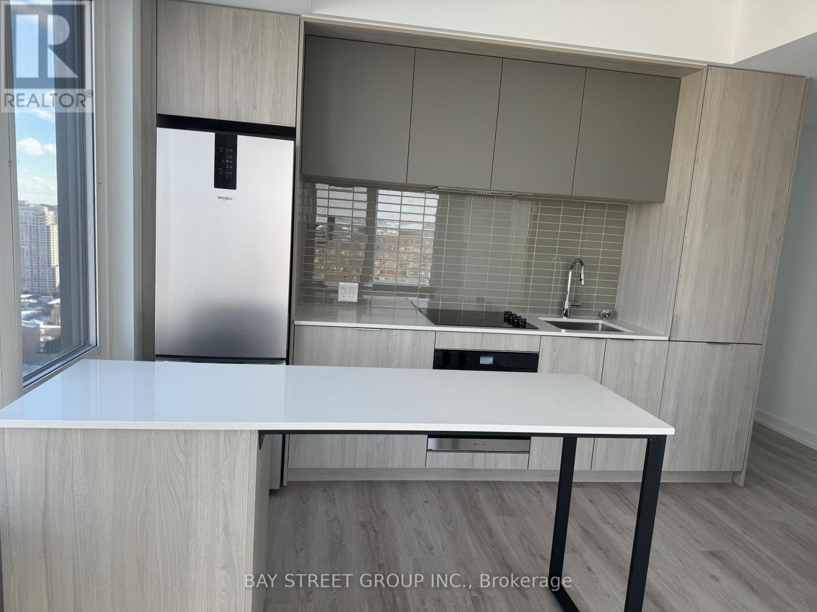 3103 - 395 Square One Drive, Mississauga, Ontario  L5B 0P6 - Photo 5 - W12607144