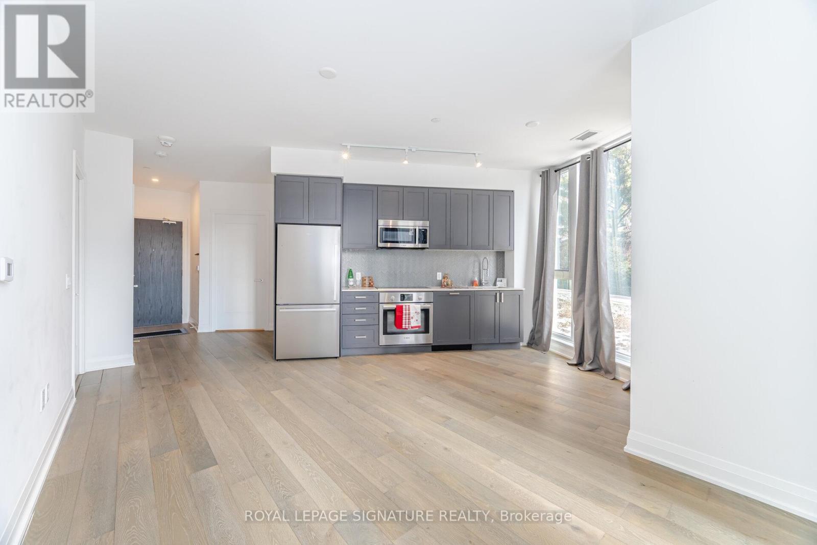 109 - 293 The Kingsway, Toronto, Ontario  M9A 0E8 - Photo 9 - W12604000