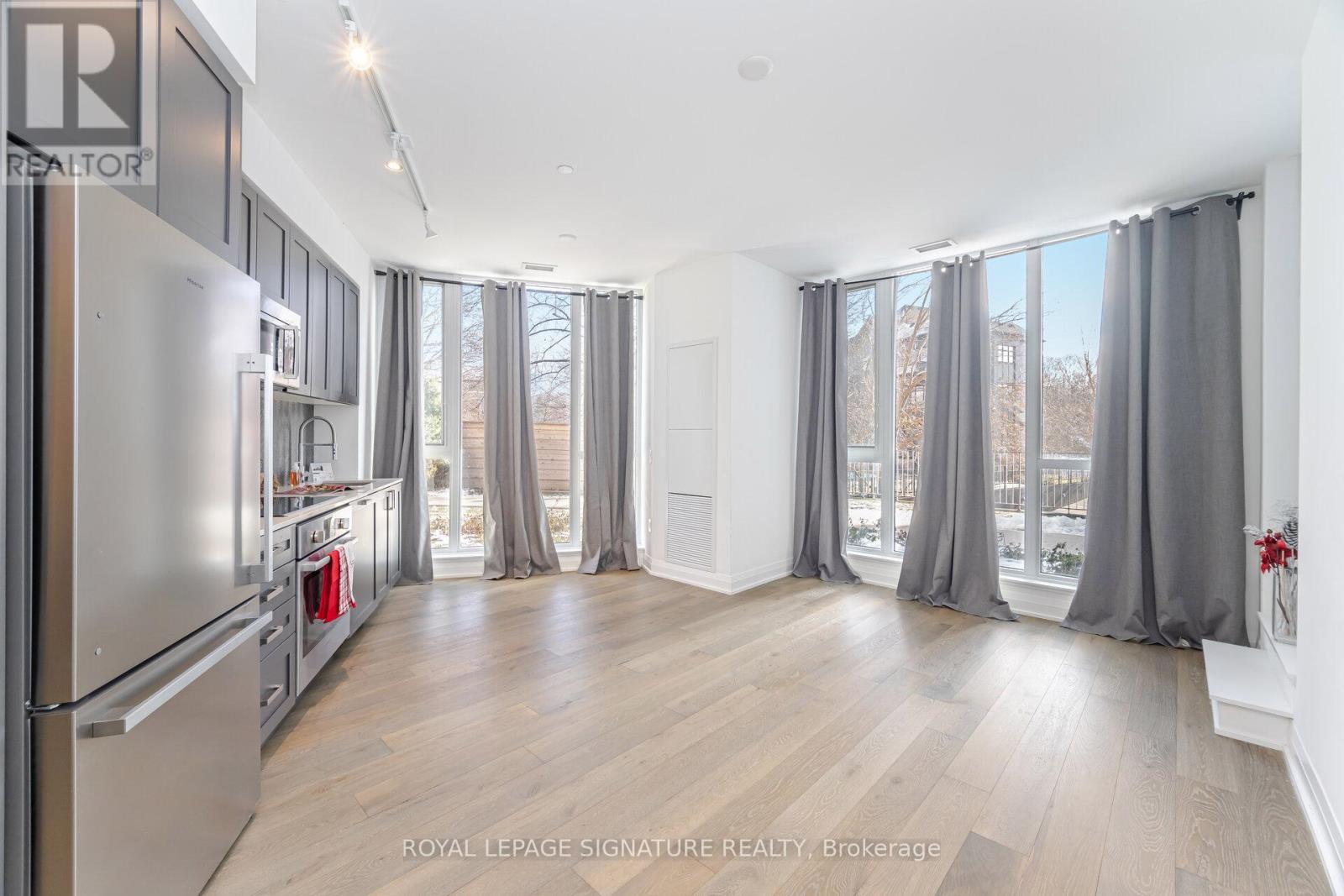 109 - 293 The Kingsway, Toronto, Ontario  M9A 0E8 - Photo 8 - W12604000