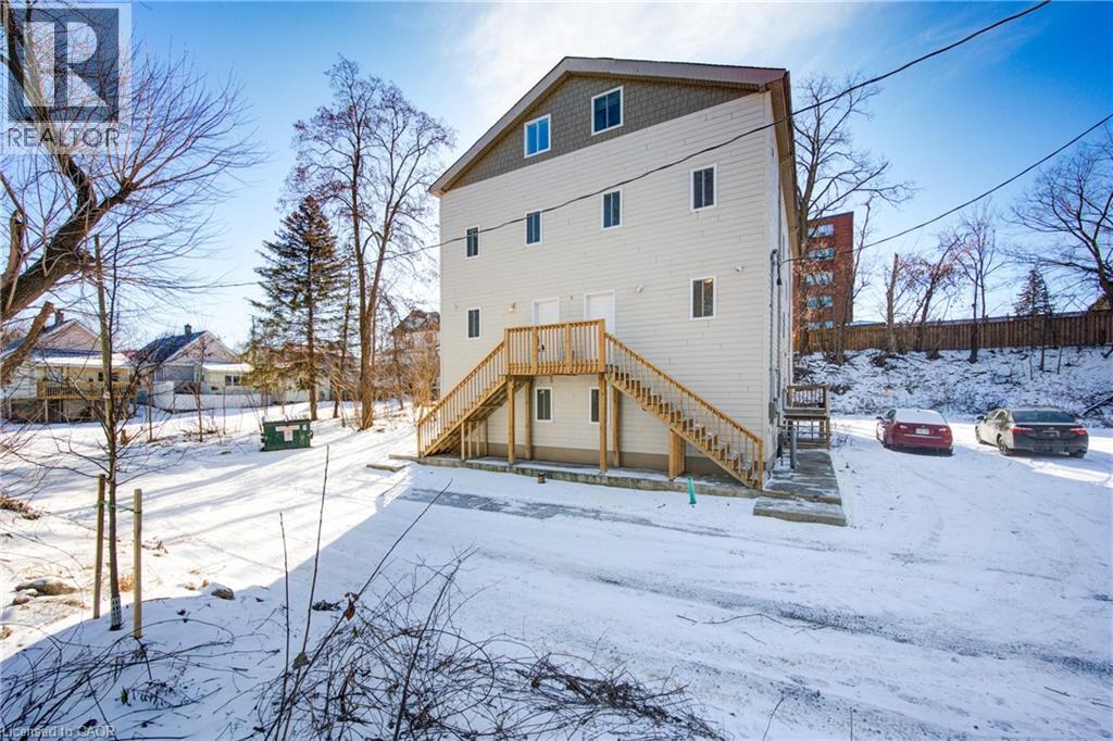 5 FRONT Street, London, Ontario