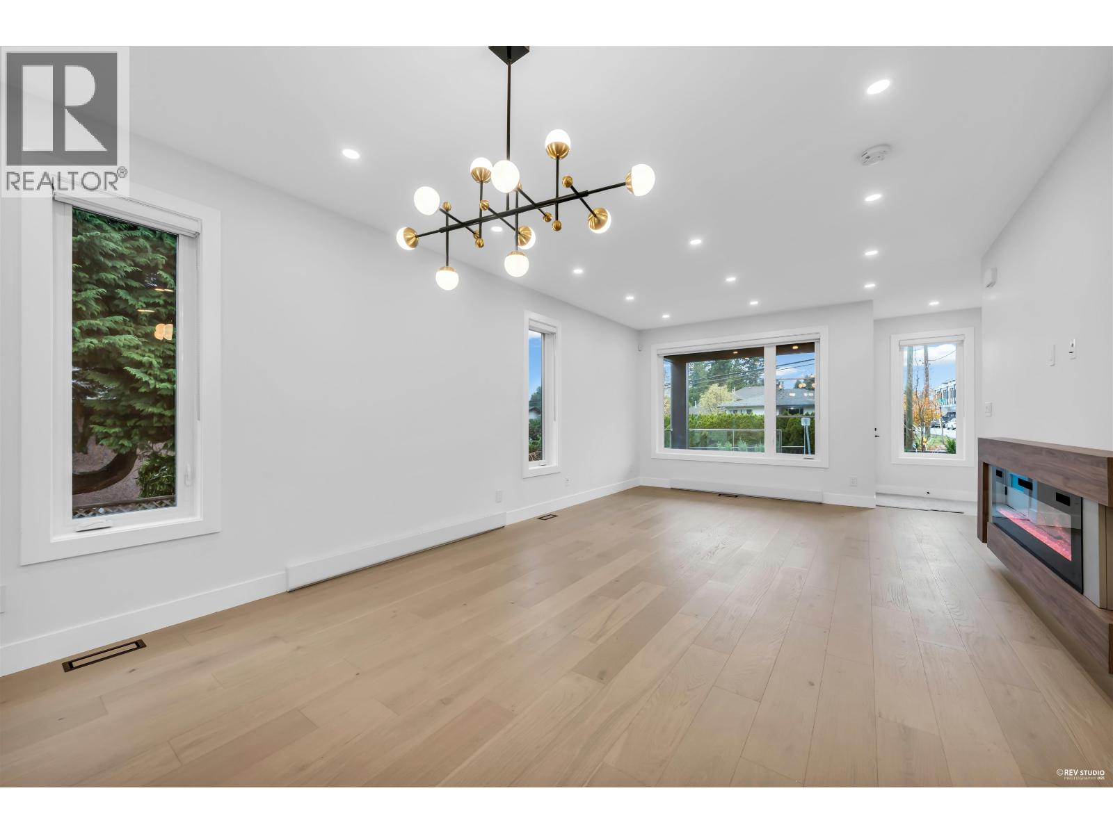 101 706 Smith Avenue, Coquitlam, British Columbia  V3J 2W7 - Photo 32 - R3072487