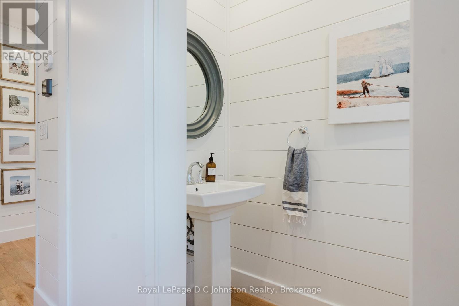 81 Cedar Bush Drive, Saugeen Shores, Ontario  N0H 2L0 - Photo 20 - X12461725