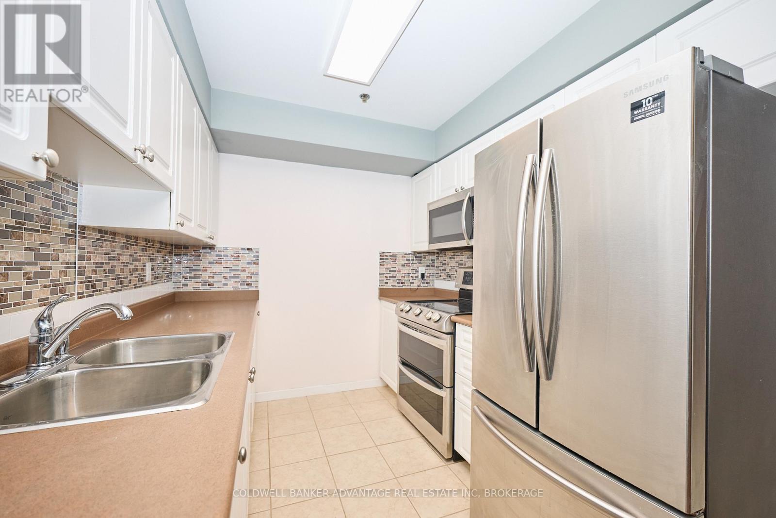 1204 - 330 Prince Charles Drive S, Welland, Ontario  L3C 7B3 - Photo 27 - X12607174