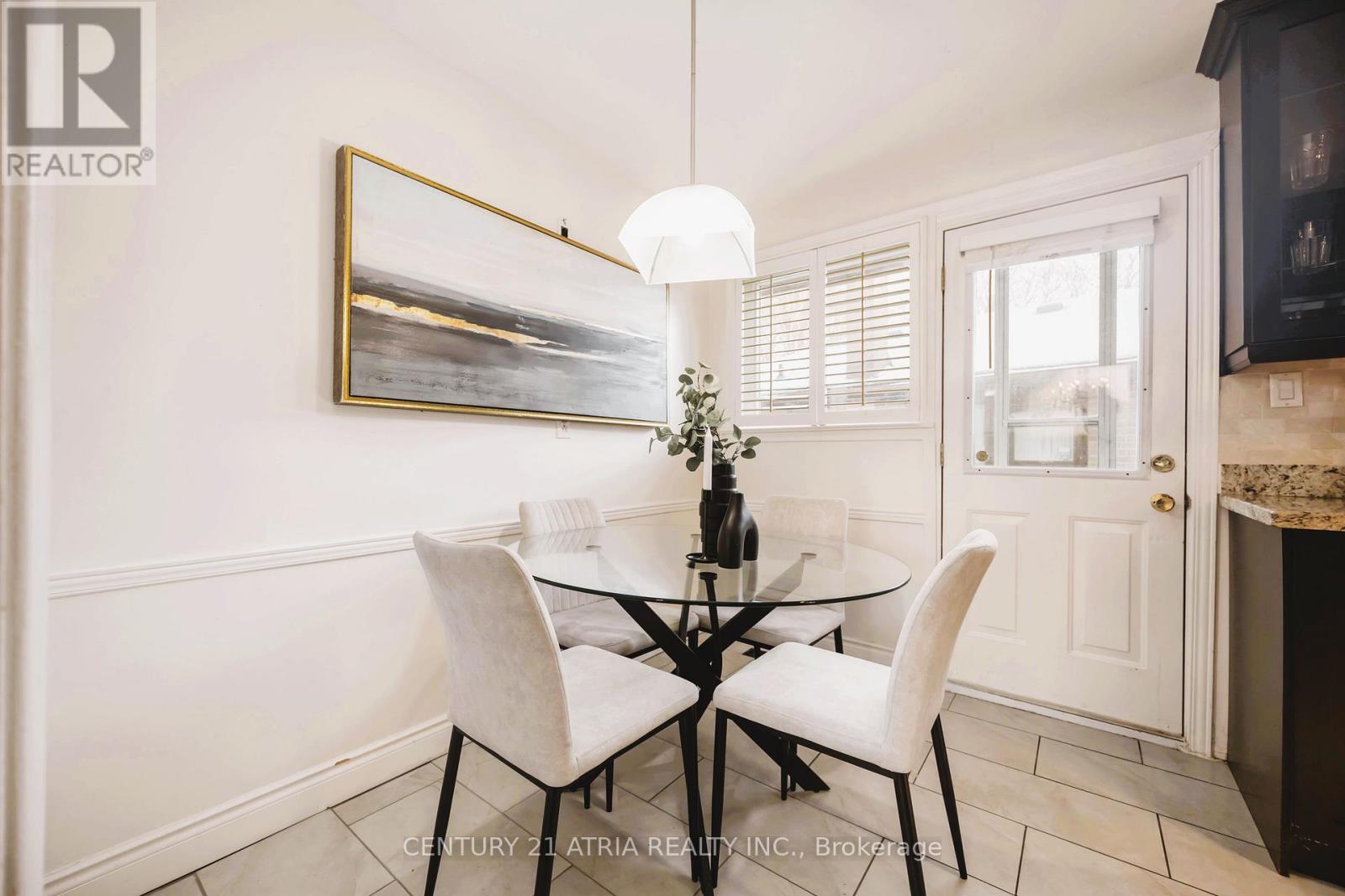 39 Amberdale Drive, Toronto, Ontario  M1P 4B9 - Photo 19 - E12606406