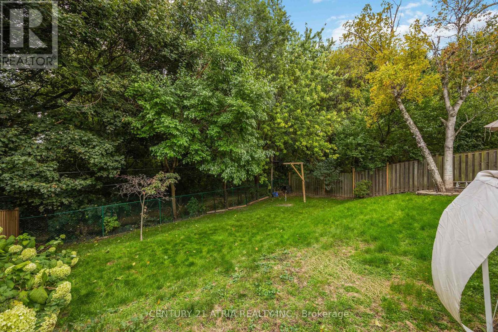 39 Amberdale Drive, Toronto, Ontario  M1P 4B9 - Photo 48 - E12606406