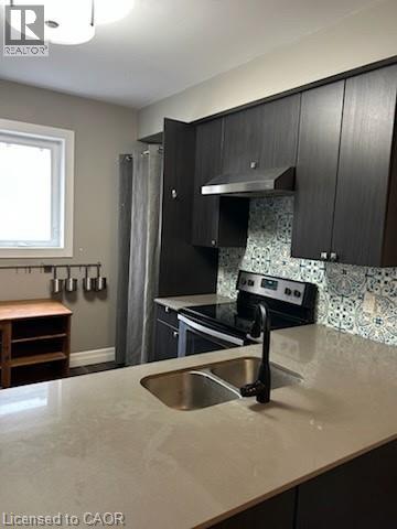 52 Chapel Street, Kitchener, Ontario  N2H 2T1 - Photo 3 - 40791720