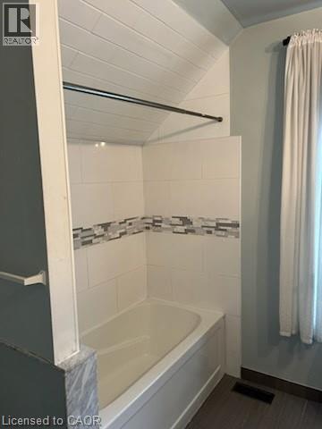 52 Chapel Street, Kitchener, Ontario  N2H 2T1 - Photo 6 - 40791720