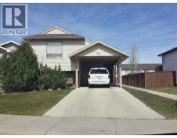 A, 467 Blackfoot Manor W, Lethbridge, Ca