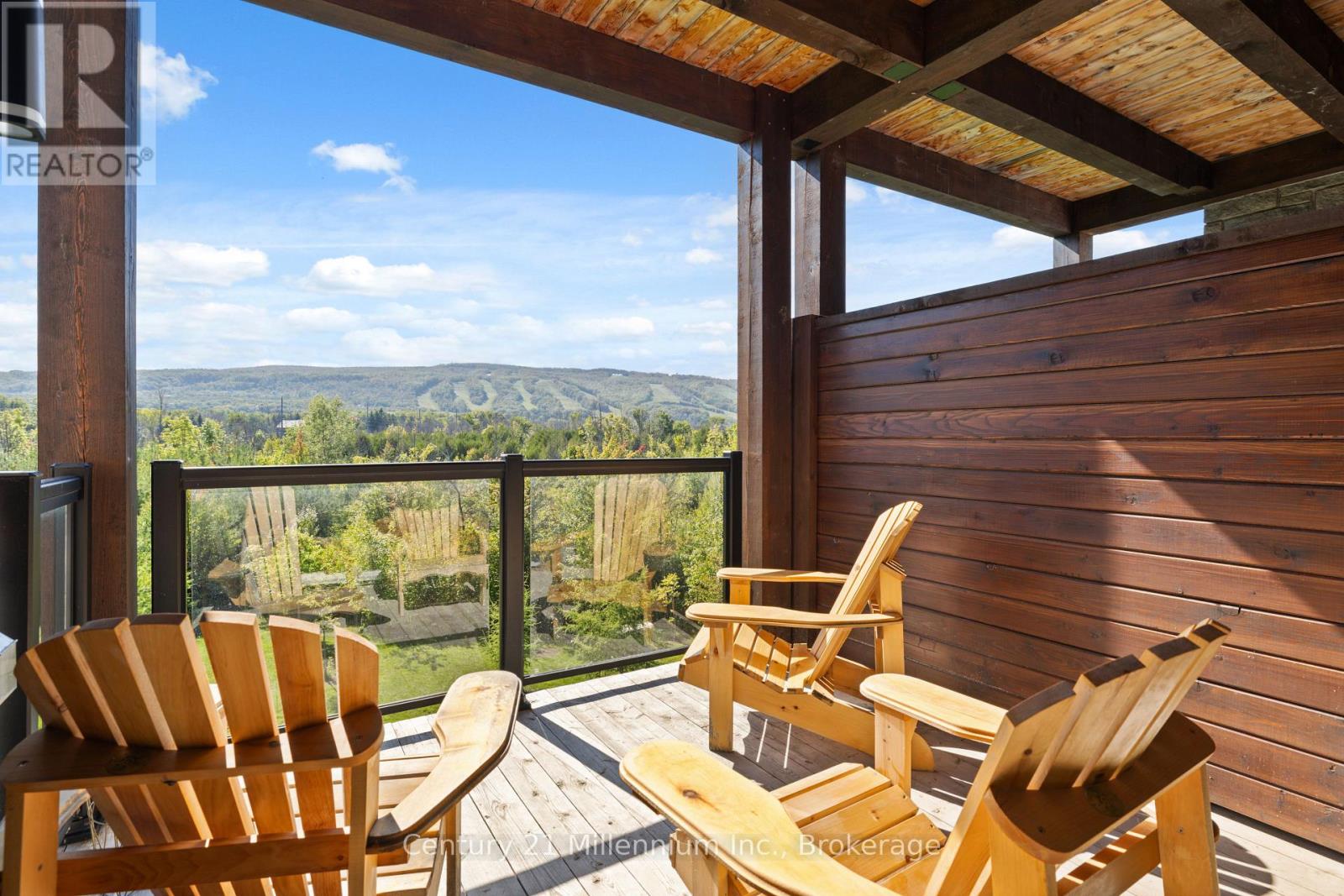 306 - 20 Beckwith Lane, Blue Mountains, Ontario  L9Y 0R4 - Photo 2 - X12607200