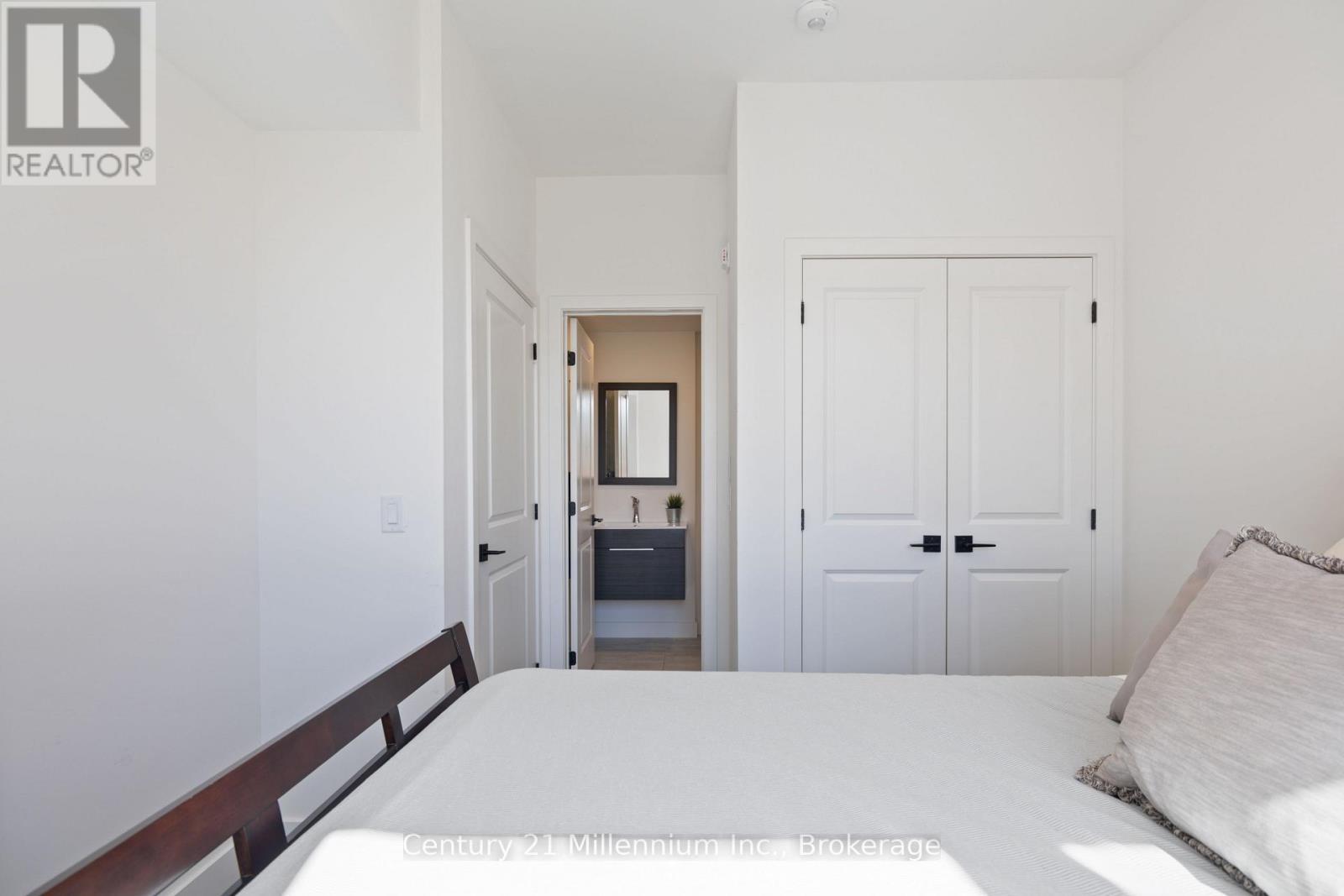 306 - 20 Beckwith Lane, Blue Mountains, Ontario  L9Y 0R4 - Photo 27 - X12607200