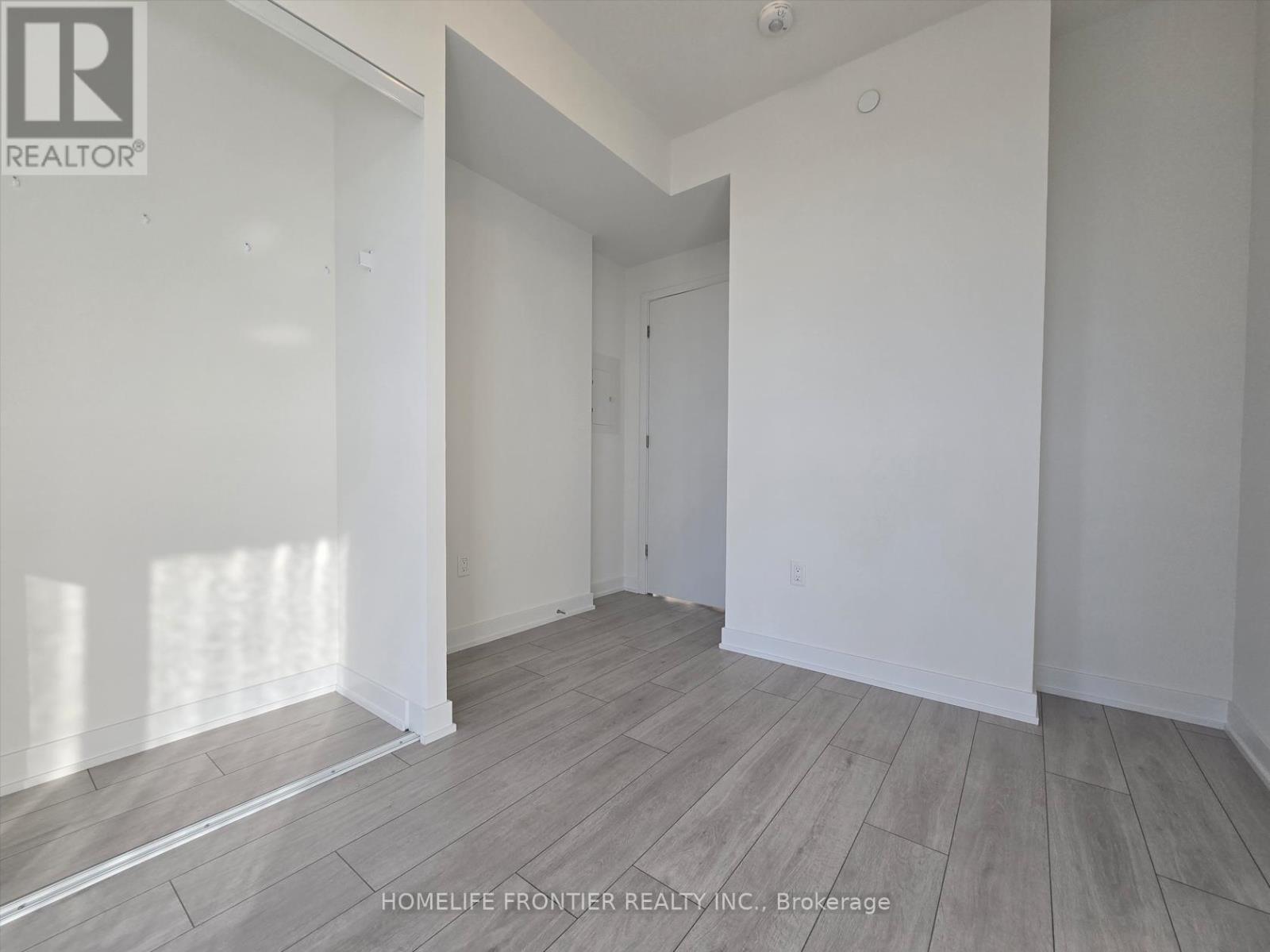 719 - 5858 Yonge Street, Toronto, Ontario  M2M 3T3 - Photo 5 - C12607210