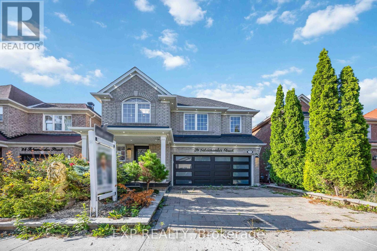 26 SALAMANDER STREET, Toronto, Ontario