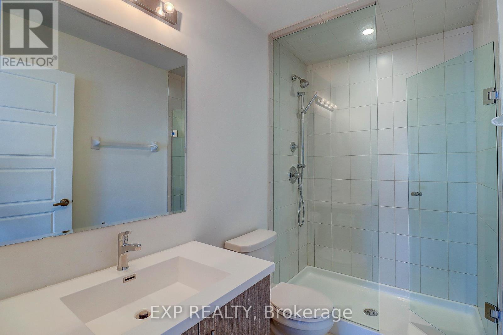 756 Heathrow Path, Oshawa (Samac), Ontario  L1K 3G4 - Photo 16 - E12607160