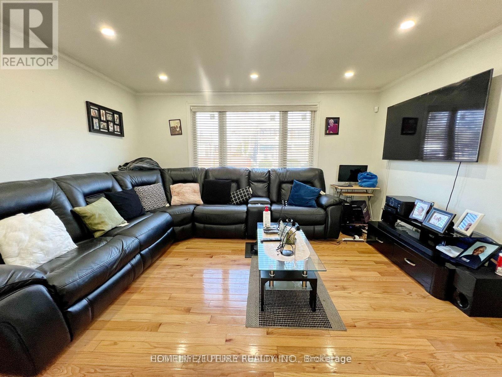 Main - 107 Seminole Avenue, Toronto, Ontario  M1J 1N8 - Photo 5 - E12607172